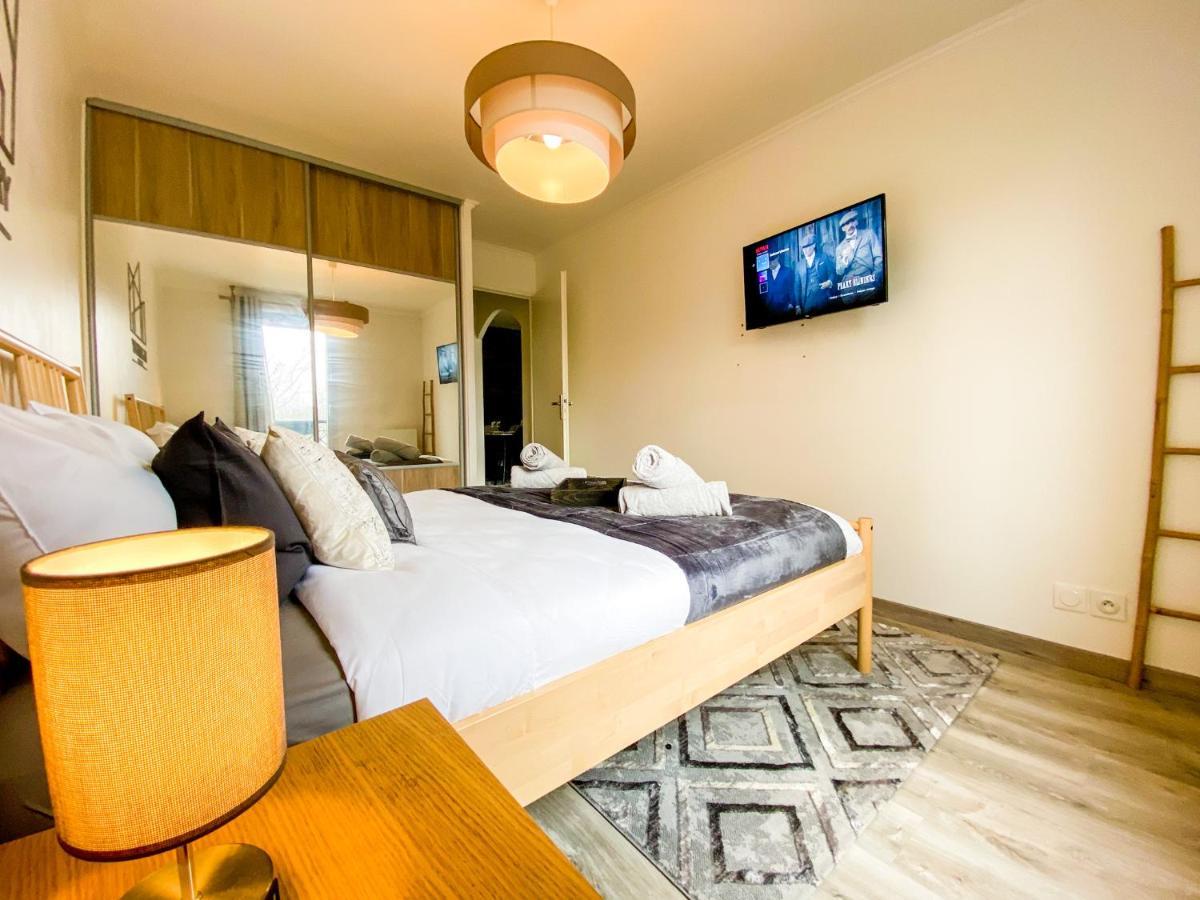 Ferienwohnung The Grey House - Parking - Piscine - Rer A 6 Min Bussy-Saint-Georges Exterior foto