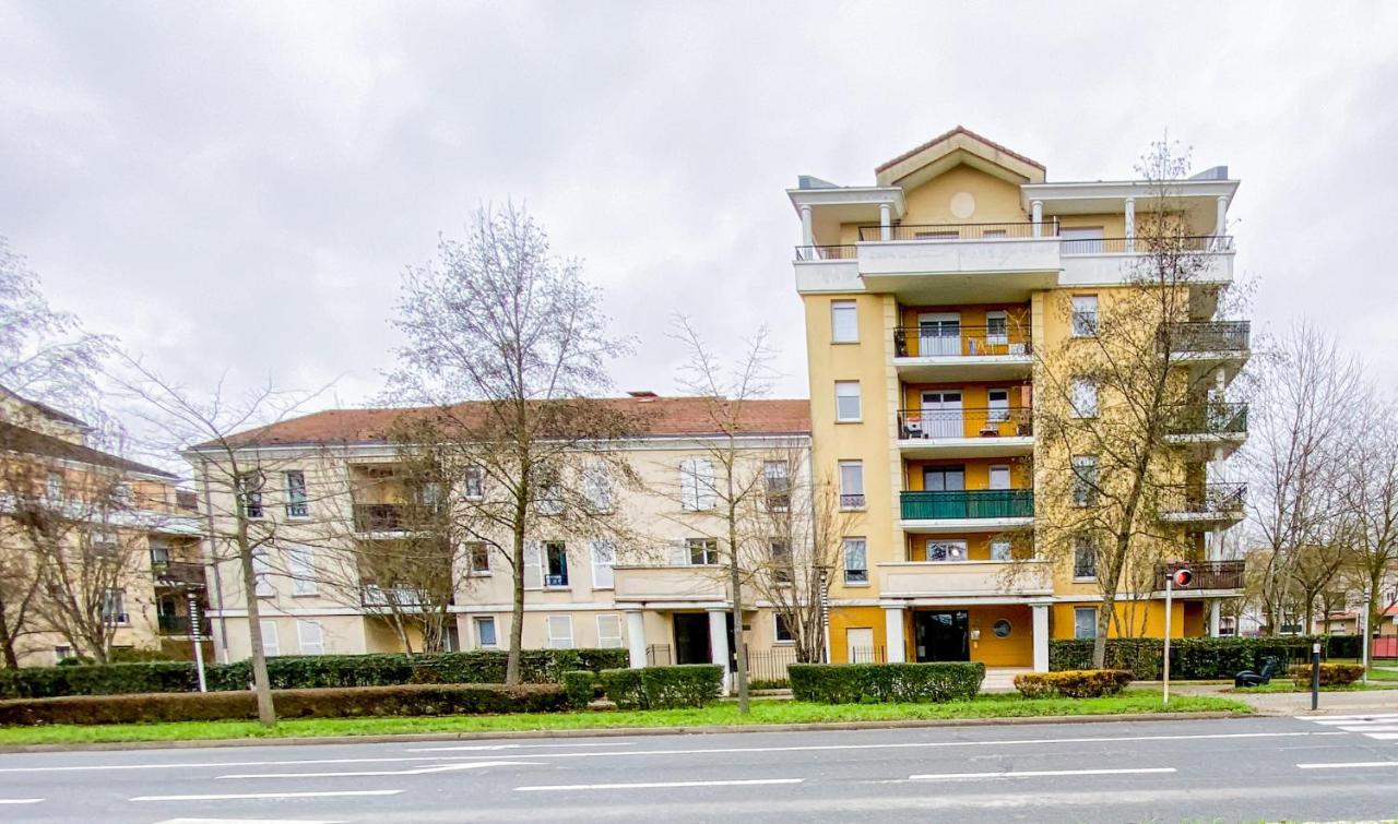 Ferienwohnung The Grey House - Parking - Piscine - Rer A 6 Min Bussy-Saint-Georges Exterior foto